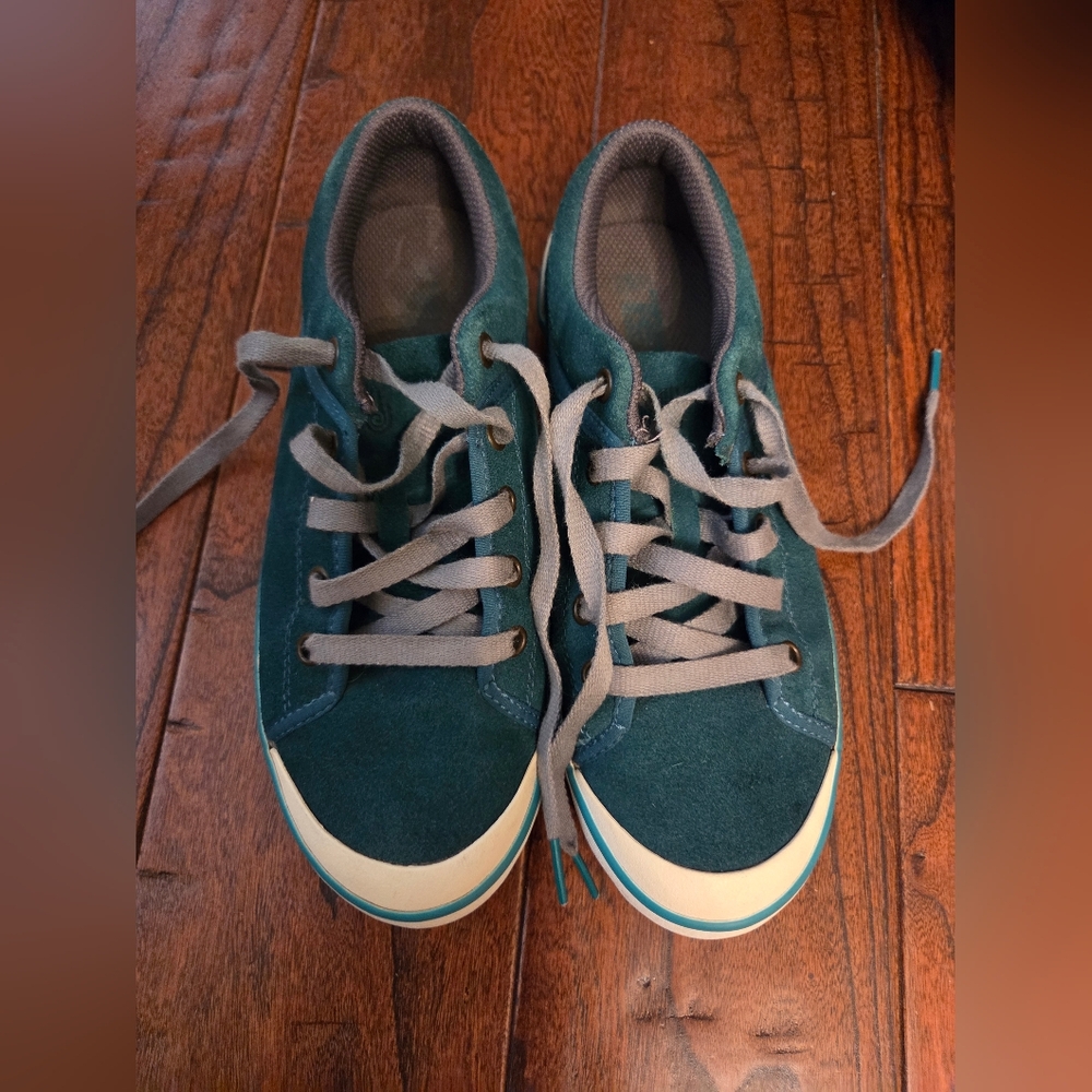 Teva Women's Sneakers in Teal Green